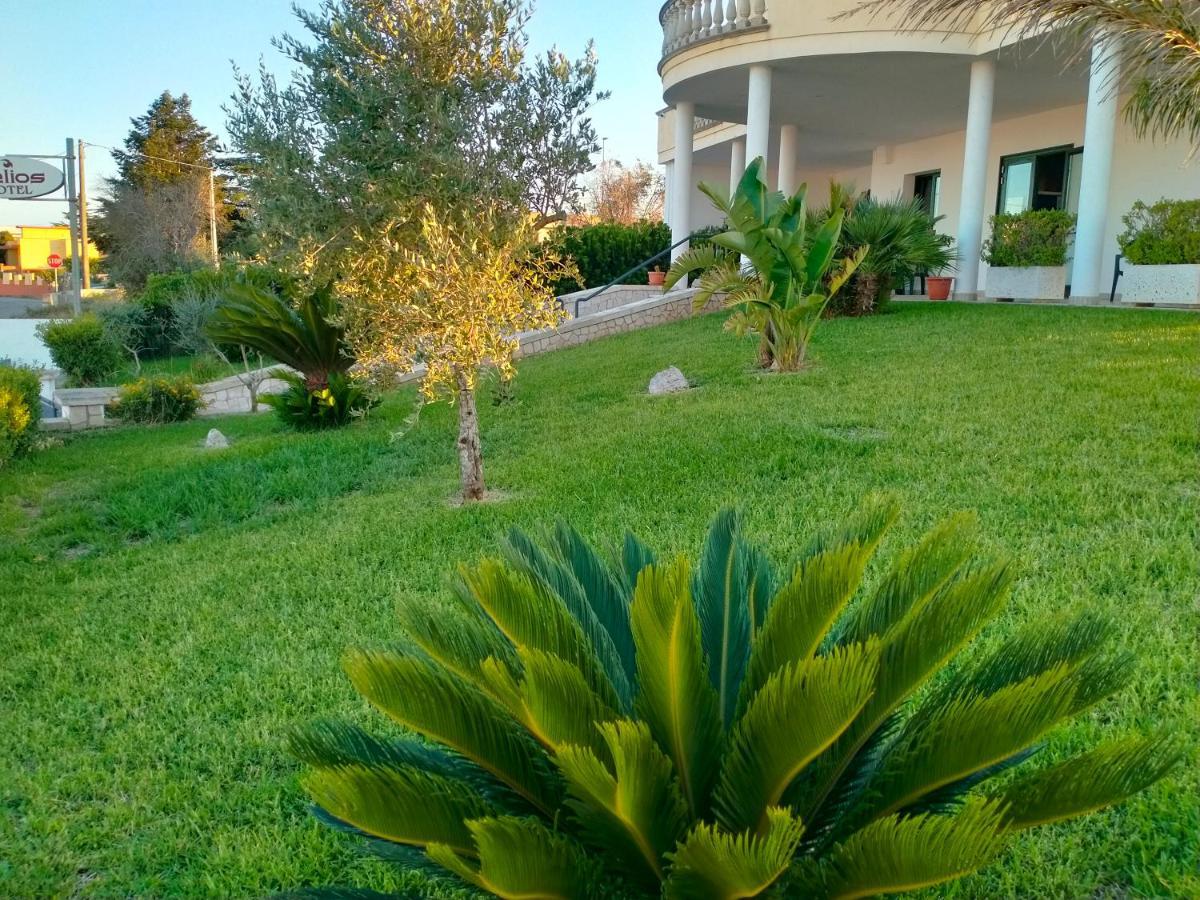 B&B Hotel Helios Uggiano La Chiesa Bagian luar foto