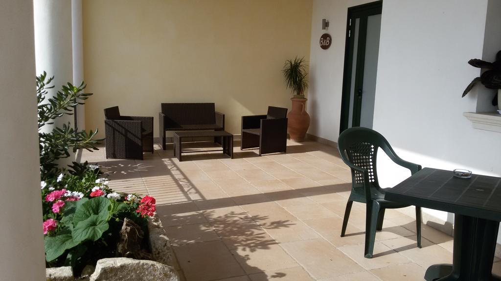 B&B Hotel Helios Uggiano La Chiesa Bagian luar foto